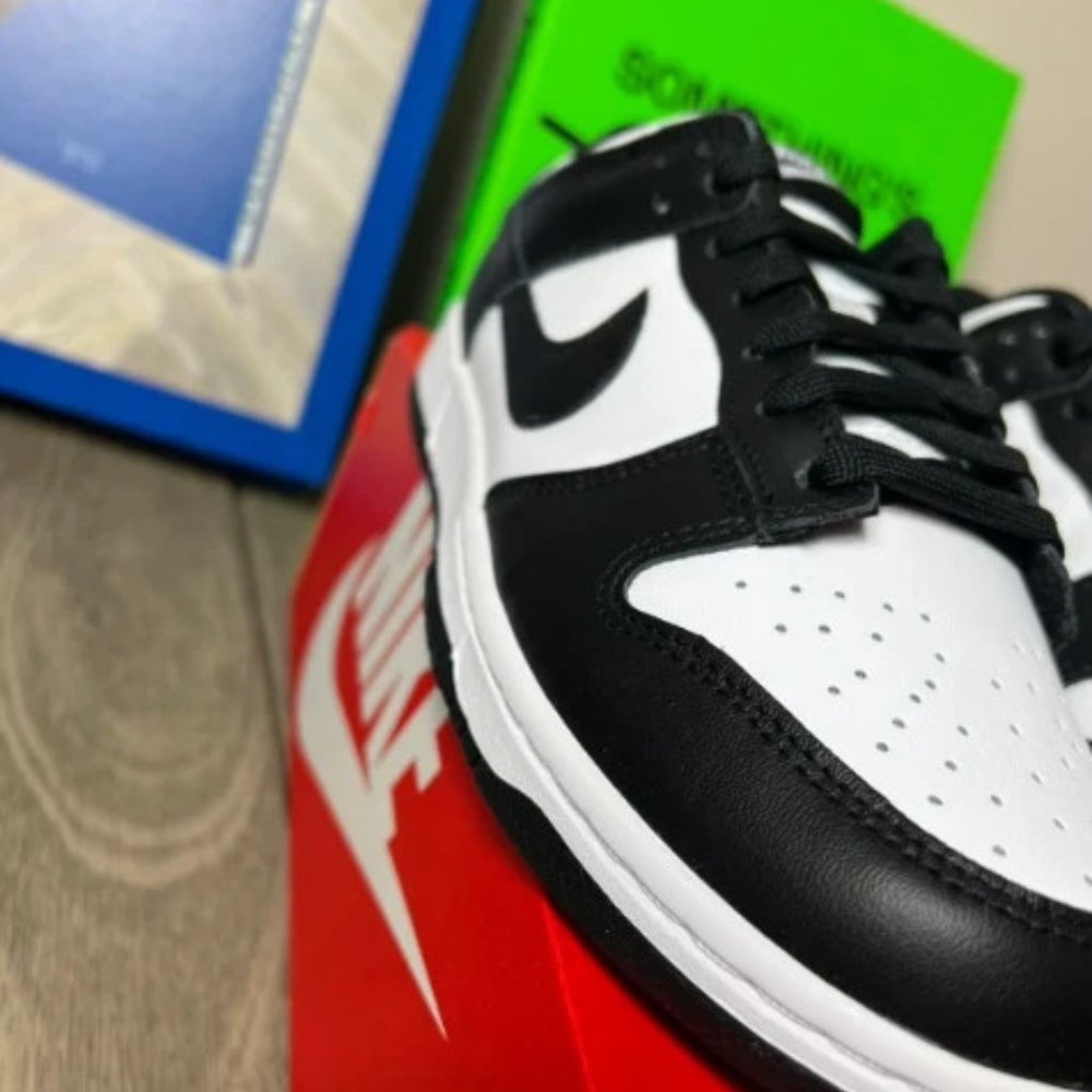 Nike Dunk Low Retro White Black Panda🎉 - Picture 6 of 6
